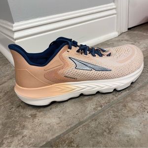 Altra Women’s Provision 6 Road Running Shoe, Size 11